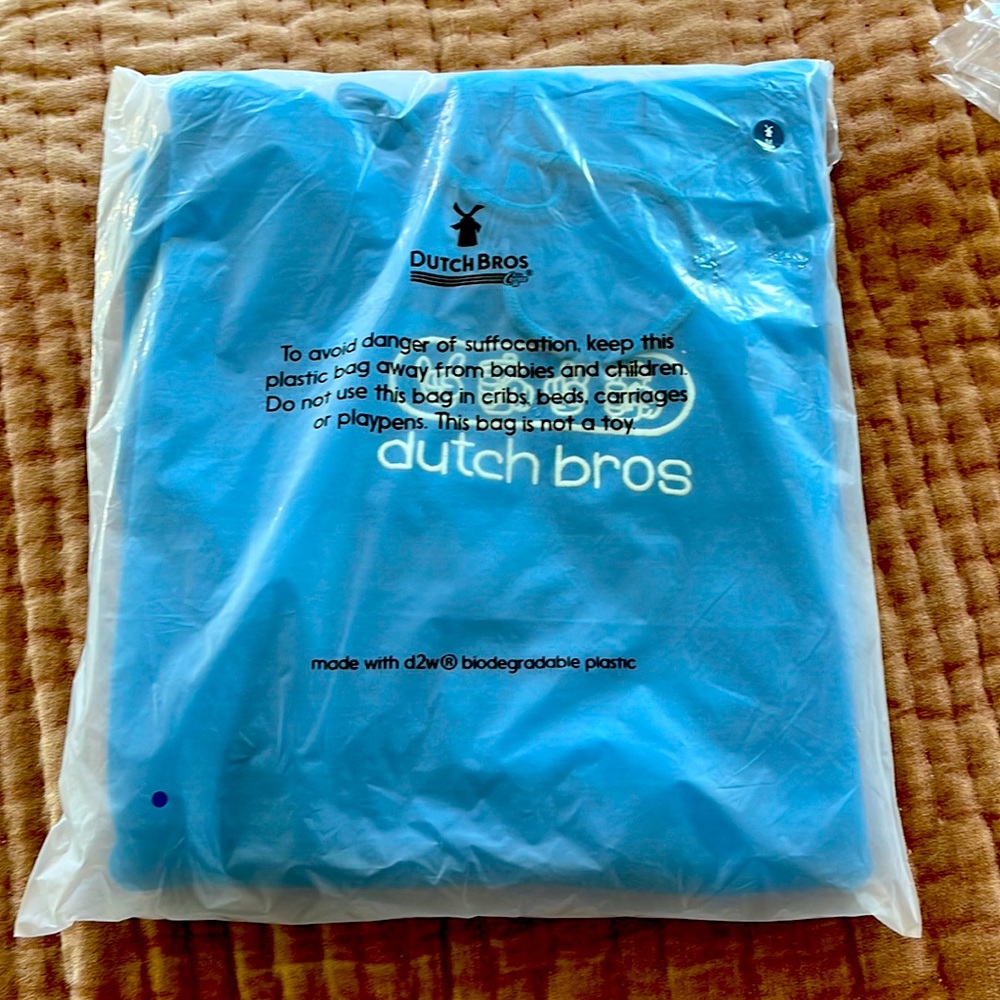 *BRAND NEW* DUTCH BROS HOODIE
